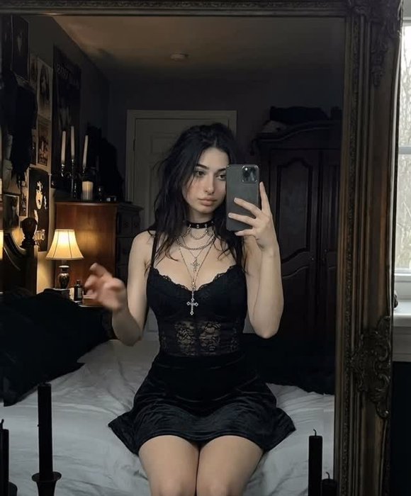 Голая Natalie Vox