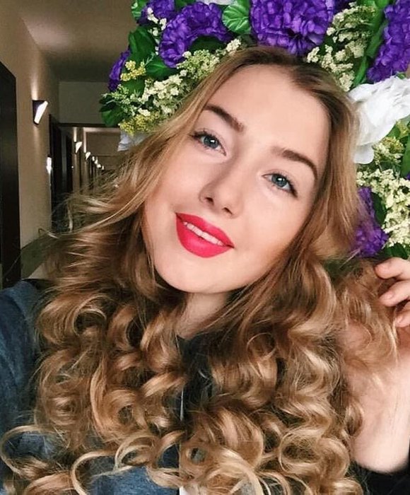 Голая Катя Вяликова